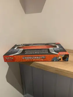 Pokemon TCG CHARIZARD EX SPECIAL COLLECTION BOX - Image 3