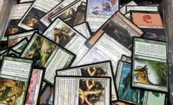Unsorted Magic: The Gathering TCG and CCG Trading Cards (2000 Plus Cards) - Image 3
