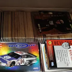 Unsearched Card Collection Over 4 Lbs Of Cards. App. 1000 Count Variety UU - Image 3