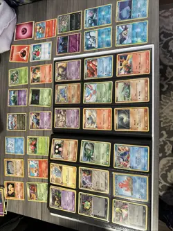 Lot Of 40 Pokemon Cards Mid Era Revere Holos , Vintage (more In Bin) Con Vary - Image 1