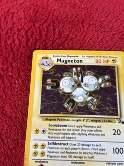 Magneton 11/62 Fossil Holo Wotc Pokemon Card Played - Image 3
