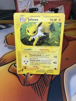 Pokemon Jolteon Holo Skyridge H12/H32 MP 2003 WOTC - Image 1