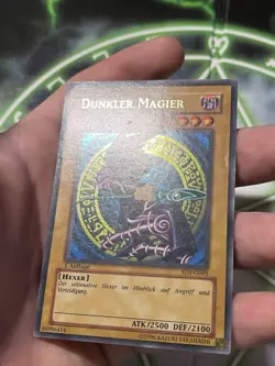 Yu-Gi-Oh! Dunkler Magier SDY-G005 1st Ed Ultra Rare - Dark Magician Ex - Image 2