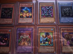 Vintage 40 Yu-Gi-Oh Card Lot - 38 Holo & 2 MOV cards - Most LP / MP - Image 3