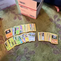 Random lot of Pokemon cards 2015 1617 and 19 - Image 1