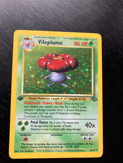 Pokemon Holographic 1st Edition Vileplume 15/64 Jungle Set EX/NM Condition. - Image 3