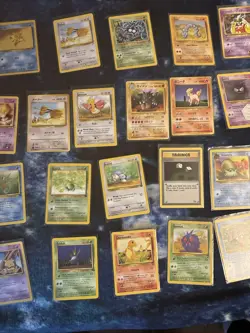 Pokemon TCG Vintage Cards Lot - Base Set 1, 2, Jungle, Fossil, Gym, Neo MP-HP - Image 3
