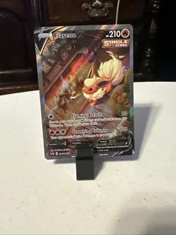 Flareon V SWSH179 SWSH: Sword & Shield Promo Cards Holo - Image 1