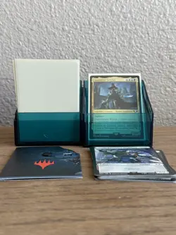 Magic the Gathering Warhammer 40K Forces Of The Imperium Commander Deck USED - Image 1