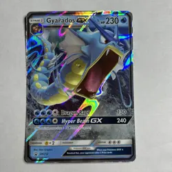 Hidden Fates - Gyarados GX SM212 Holo - Pokemon - Image 1