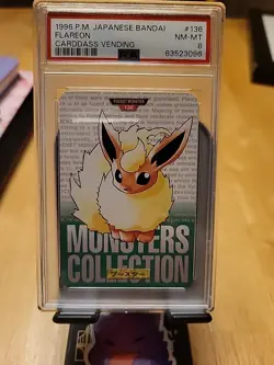 Pokemon Japanese Flareon Bandai Carddass Vending 1996 Green No. 136 PSA 8 - Image 1