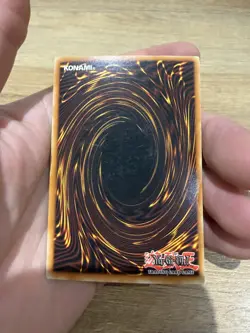 Yu-Gi-Oh Blue-Eyes White Dragon SDK-001 LP Unlimited Edition Ultra Rare - Image 2