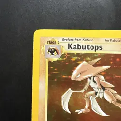 Pokemon Vintage Holo Rare Kabutops 9/62 Fossil WotC 1999 - Image 2