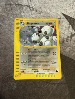 Magneton SKYRIDGE HOLO RARE H19/H32 - 2003 WOTC Pokemon Card - Image 1