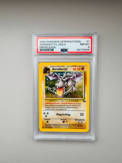 Aerodactyl Holo PRERELEASE #1 | Pokemon Fossil Deutsch | PSA 8 - Image 1