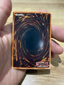 Winged Kuriboh GX1-EN002 Super Rare - Image 2
