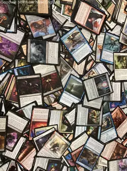 2.5LB Lot of Various Assorted Magic the Gathering Cards TCG in Collectible Box - Image 4
