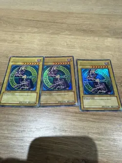 X3 Yu-Gi-Oh Dark Magician Ultra Rare SDY-E005 1st Edition - Image 1