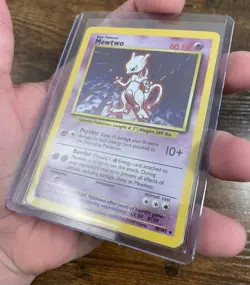 Base Set Mewtwo Holo 10/102 Pokemon Card MP - Image 3
