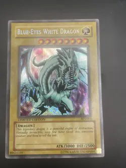 Blue-Eyes White Dragon BPT-003 - Yu-Gi-Oh! 2002 Collector’s Tin MP - Image 3