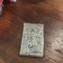 1999 Pokemon Mewtwo 23 Karat Gold Plated Special Edition Trading Card Collect - Image 2
