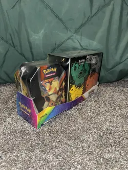 Pokemon Sword & Shield Evolving Skies Elite Trainer Box & tin 2-Pack - Image 3