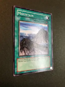 Yugioh - Mountain LOB-048 Common Unlimited 1996 NM - Image 2