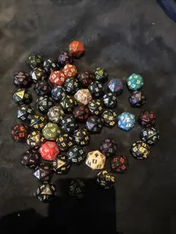 50 D20 Magic The Gathering Dice Lot MTG D20 Dice Old And New - Image 1