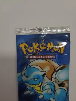 Base Set Unlimited 1999 Booster Pack Blastoise EMPTY WOTC Pokemon NO CARDS TCG - Image 3