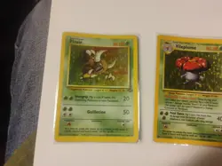 Lot Of 3 Pokemon Cards Holo,Rare, Jungle Pre-owned - Image 2
