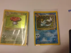 Lot Of 3 Pokemon Cards Holo,Rare, Jungle Pre-owned - Image 4