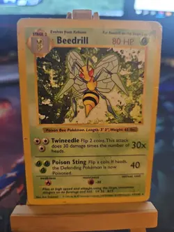 Beedrill Shadowless Base Set 17/102 WOTC 1999 Pokemon Card DMG - Image 1