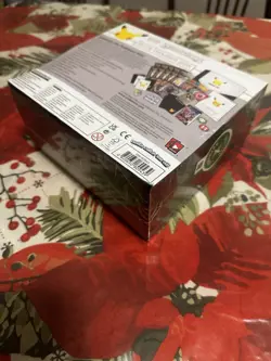 Pokemon TCG: 25th Anniversary Celebrations Elite Trainer Box (2021) 820650809439 - Image 3
