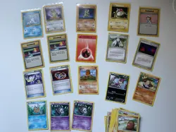 Pokemon TCG 43 Cards Vintage/mid-era Cards Bundle LP-Near Mint - Image 1