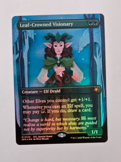 Leaf-Crowned Visionary - M0140 Foil (Borderless) - Special Guests - MTG - NM - Image 1