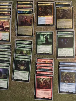 MTG Universes Beyond: Warhammer 40k Tyranid Swarm Commander Deck - Sleeved deck - Image 4