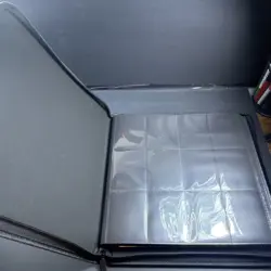 TCGuard - 12 Pocket Zipper Binder - 720 Cards - Green - Side Loading - Image 3