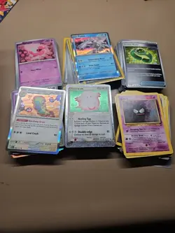 186 Random Pokemon Cards - Image 1