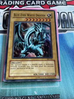 Yugioh - Blue-Eyes White Dragon SKE-001 - Super Rare Unlimited Nm - Image 2