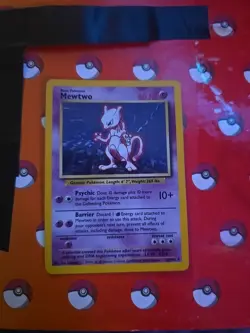 Pokemon TCG Base Set Mewtwo Holo Card 10/102 Rare - Image 1