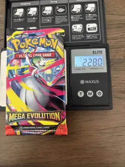Extremely heavy 22.80g! Pokemon Mega Evolution booster pack English - Image 1