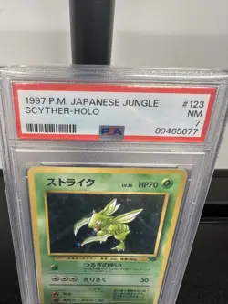 1997 POKEMON JAPANESE ORIGINAL JUNGLE SET #123 SCYTHER BIG SWIRL HOLO PSA 7 - Image 5