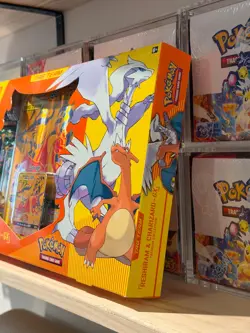 POKEMON Tag Team GX Reshiram & Charizard Premium Collection Box - Image 4