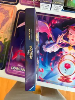 ⭐ NIB Disney Lorcana TCG Stitch Lorebook Card Portfolio Holds 64 cards binder - Image 2