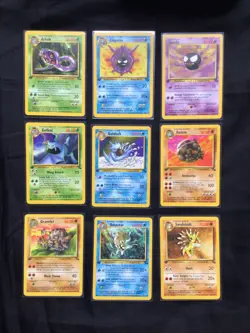 Pokemon Cards: 1st Edition Fossil 28 Card Non-Holo Lot - Image 1