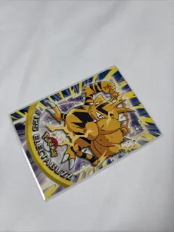 2000 Topps Pokemon TV Series Blue Logo #125 Electabuzz Non Holo - Image 2
