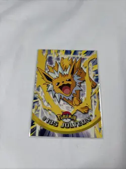 2000 Topps Pokemon TV Series Blue Logo #135 Jolteon Non Holo - Image 1
