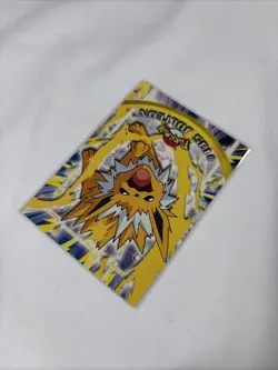 2000 Topps Pokemon TV Series Blue Logo #135 Jolteon Non Holo - Image 4