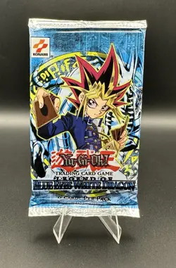 Yu-Gi-Oh Legend of Blue Eyes White Dragon Sealed Booster Pack 53334264396 - Image 1