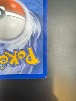 Pokemon TCG Charizard Rc5/Rc32 Holo Generations: Radiant Collection - Image 3